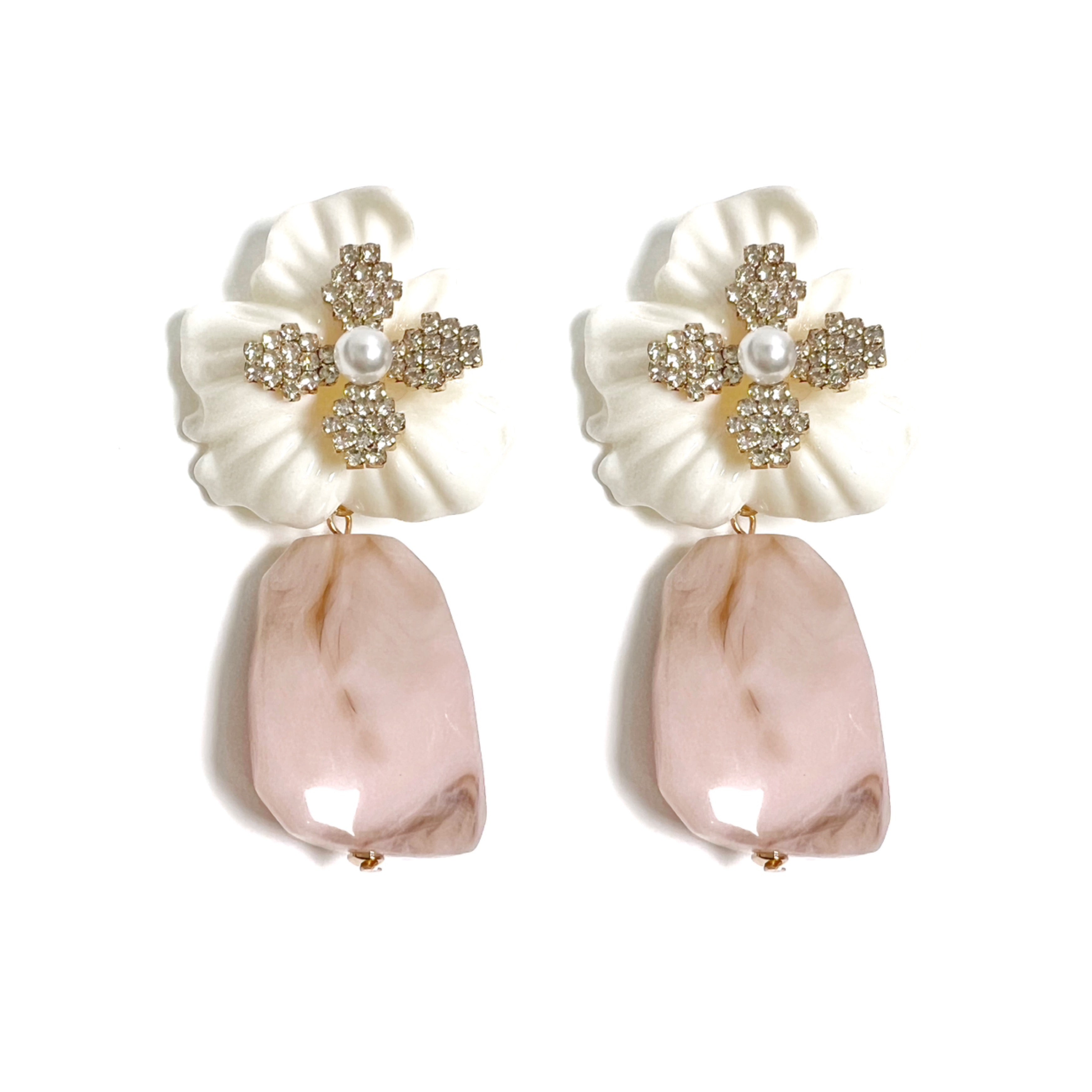 Capsule White Flower